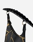 Akira Shoulder Bag In Black