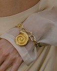 Coral Shell Link Bracelet