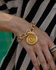 Coral Shell Link Bracelet