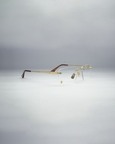 Yang Gold. Spectacles