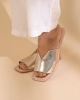 V Mules