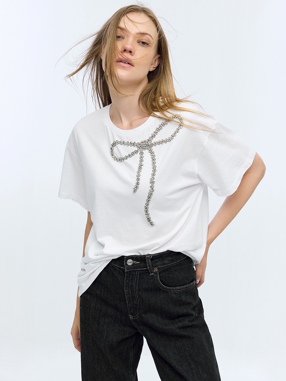 White Boxy Tshirt With Diamante