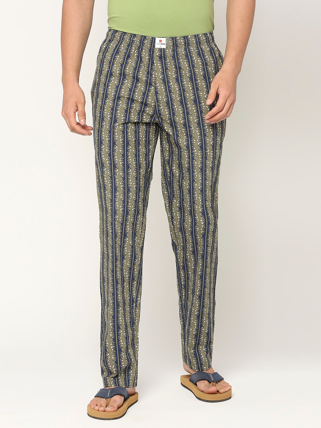 Underjeans by Spykar Premium Cotton Printed Men Olive Pyjama