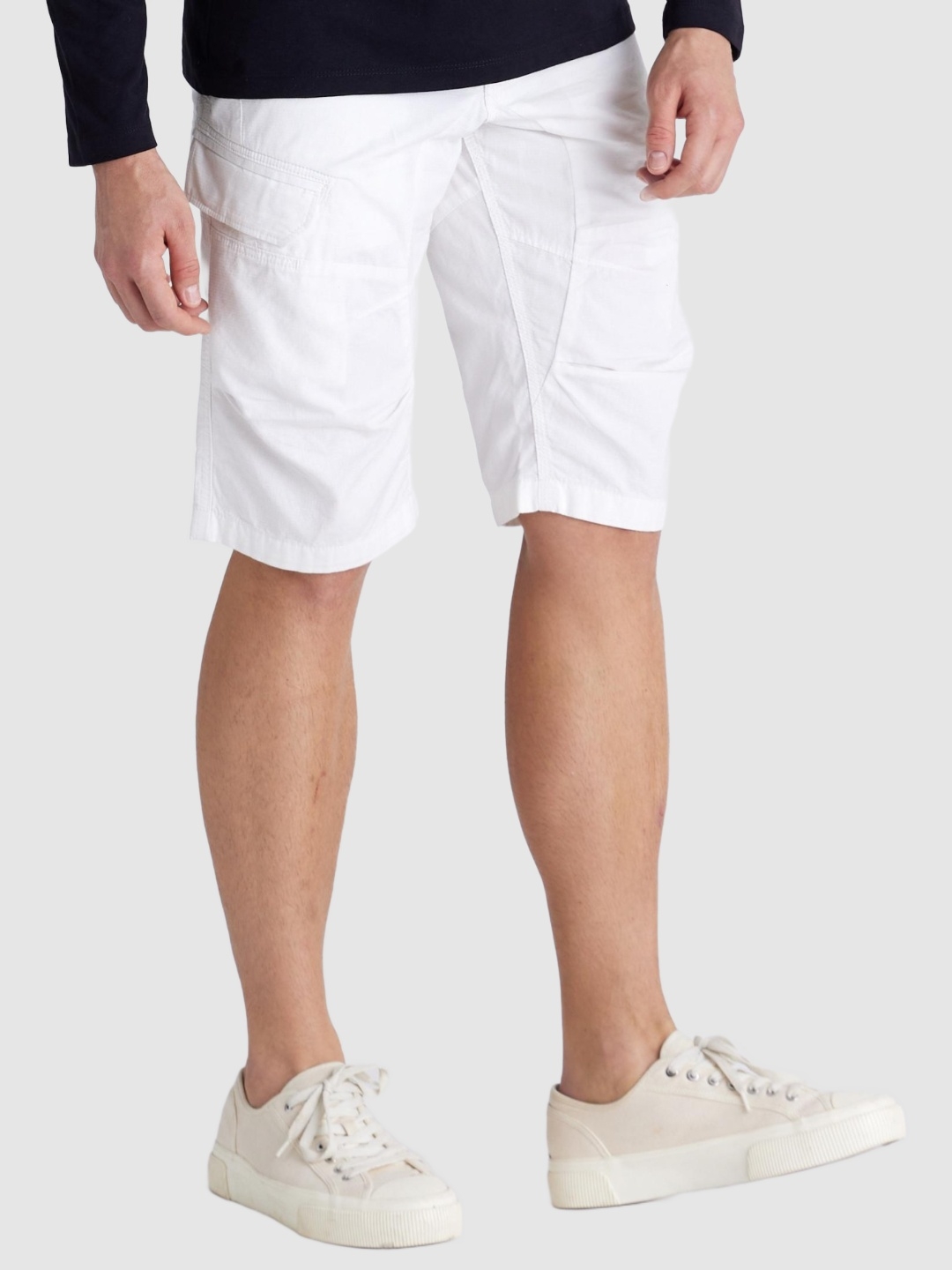 Celio Mens White Solid Shorts