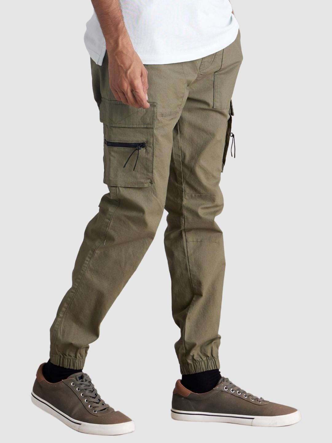 Celio Mens Khaki Solid Cargo Trouser