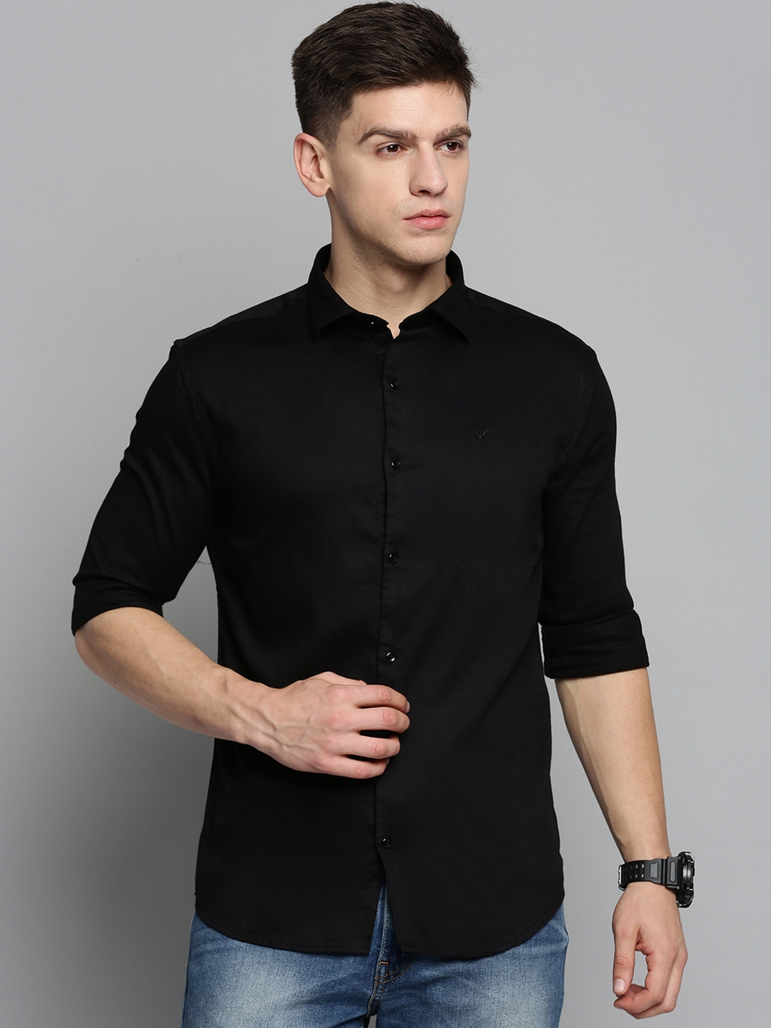 SHOWOFF Men's Spread Collar Black Solid Shirt