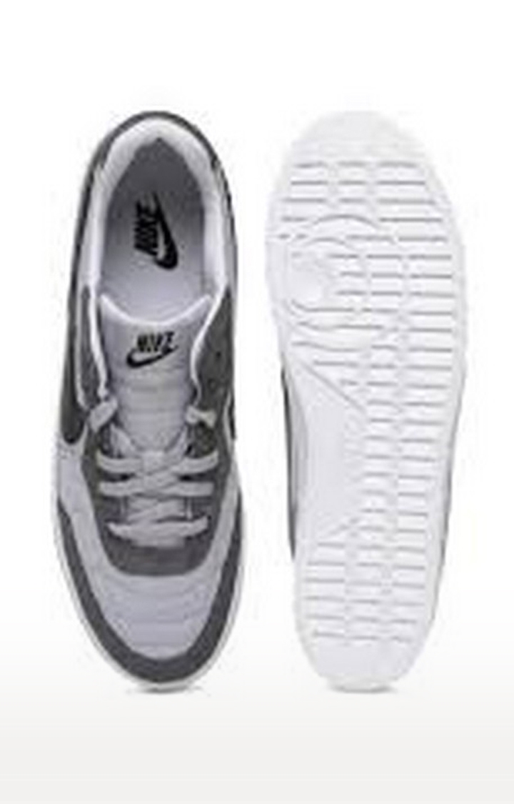 Nike | Men's Grey Polyester Sneakers