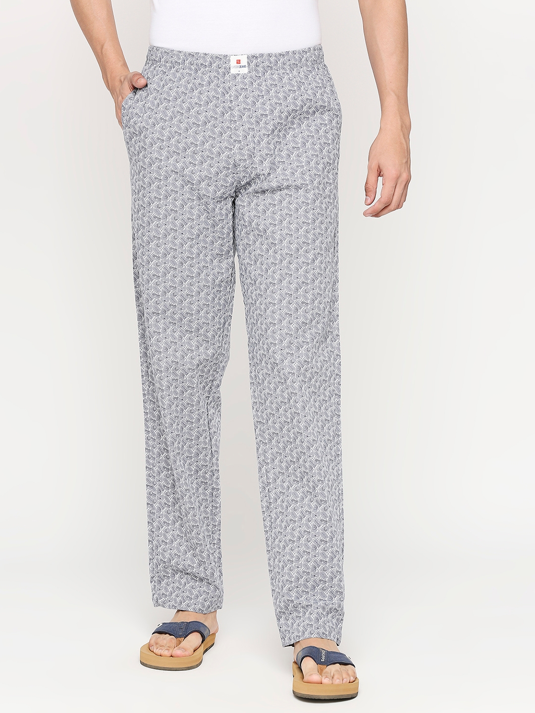 Underjeans by Spykar Men Grey & White Cotton Regular Fit Pyjama