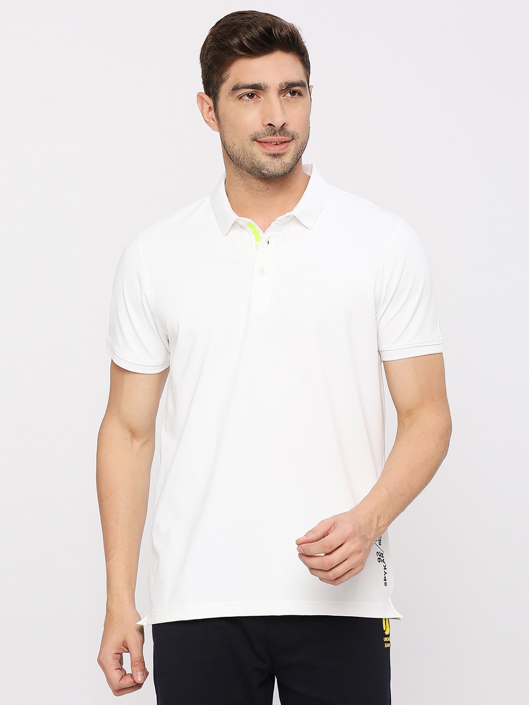Spykar Men White Cotton Slim Fit Plain Polo Tshirt