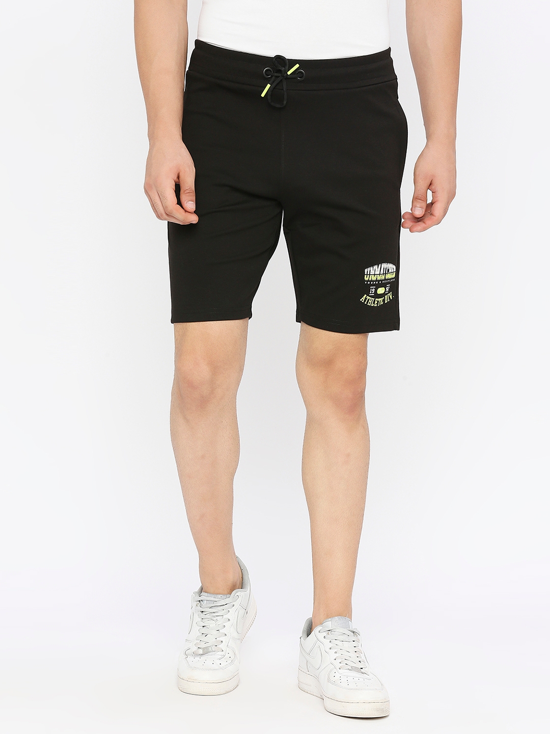 spykar | Spykar Men Black Blended Regular Fit Knee Length Plain Shorts