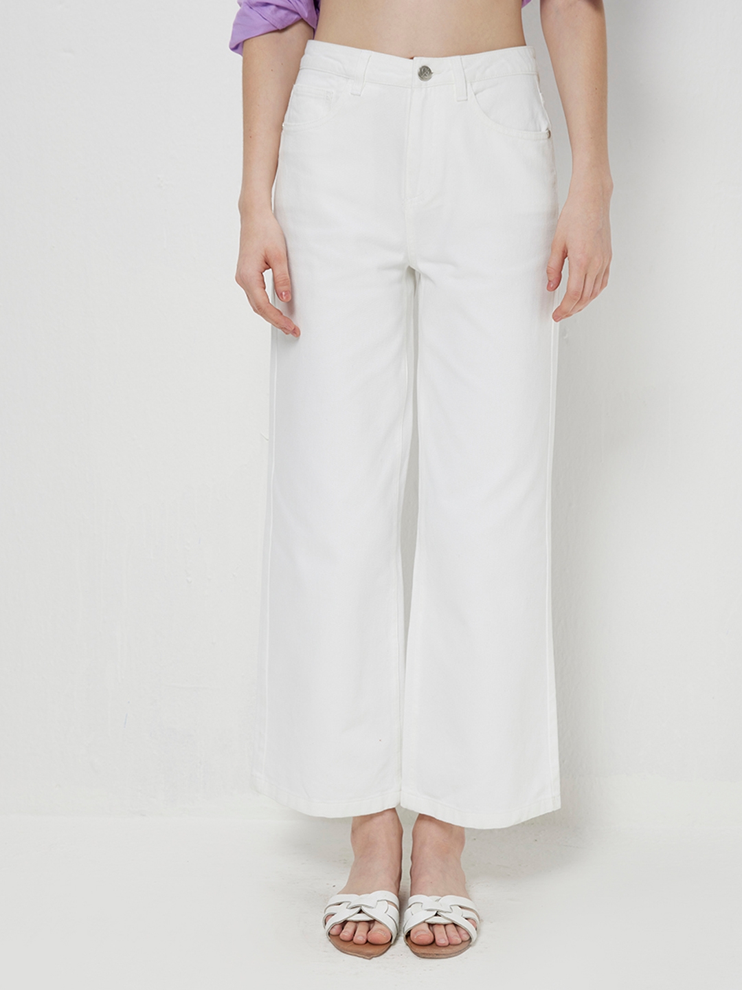 Cover Story | Ivory Wide Leg High-Rise Jeans