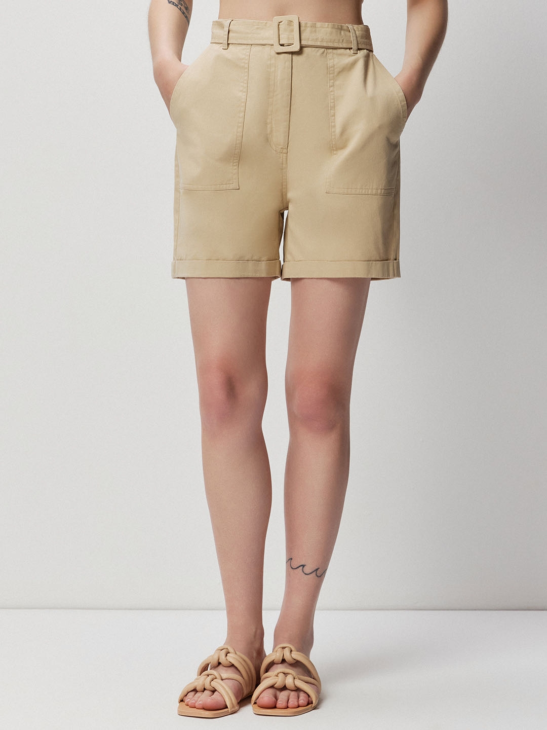 Cover Story | Beige Twill High Waist Shorts