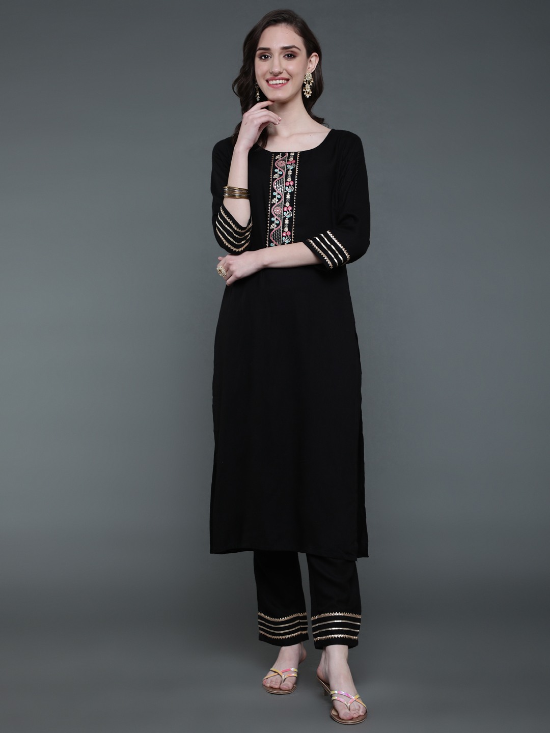 Round Neck Kurta Pant Set