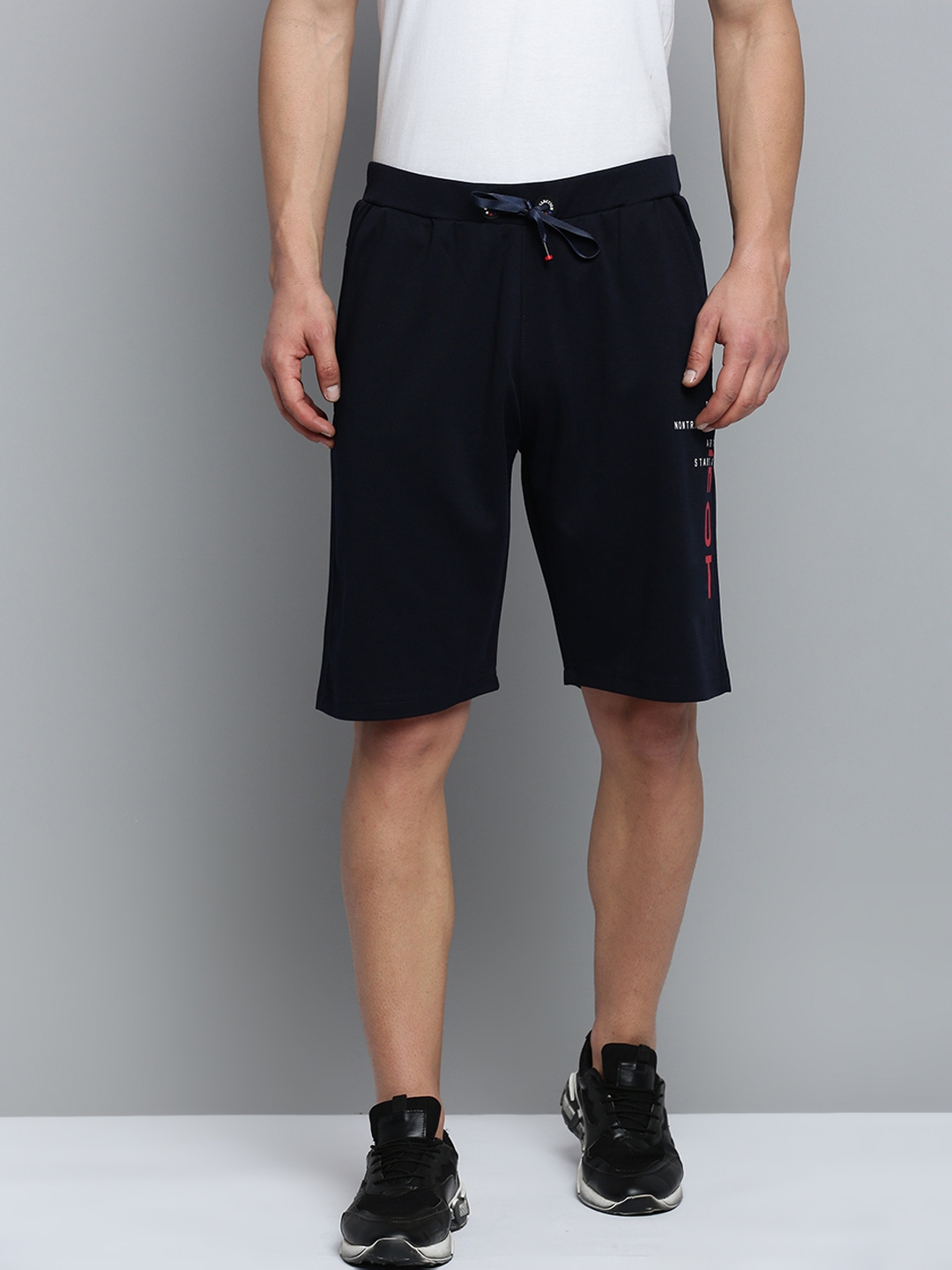 SHOWOFF Men's Solid Navy Blue Knee Length Sports Shorts
