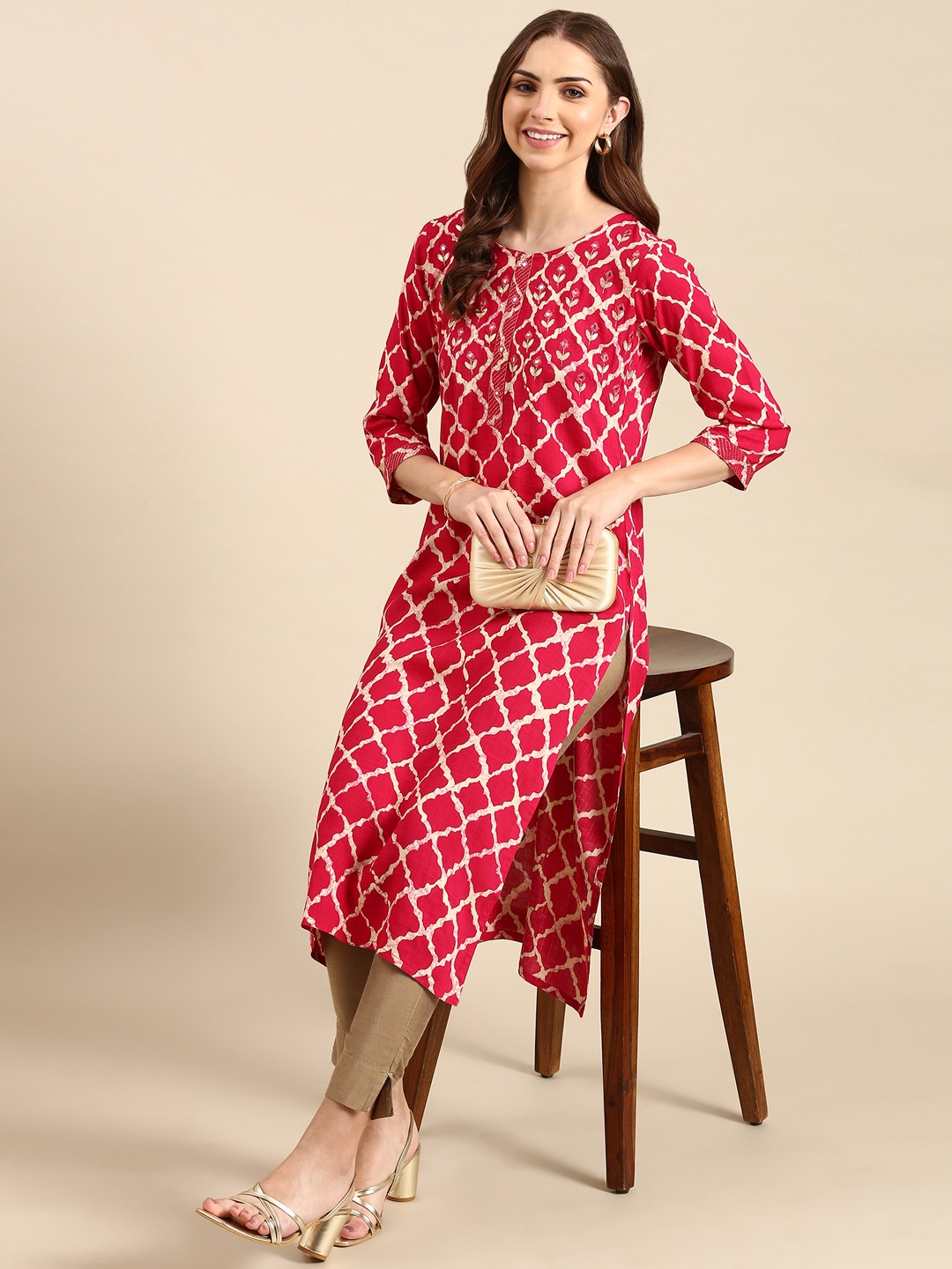 SHOWOFF Women's Mid Length Geometric Straight Magenta Kurta