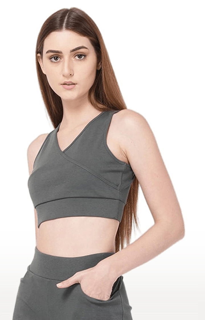 Women's Grey Cotton Blend Solid Activewear Crop Tops