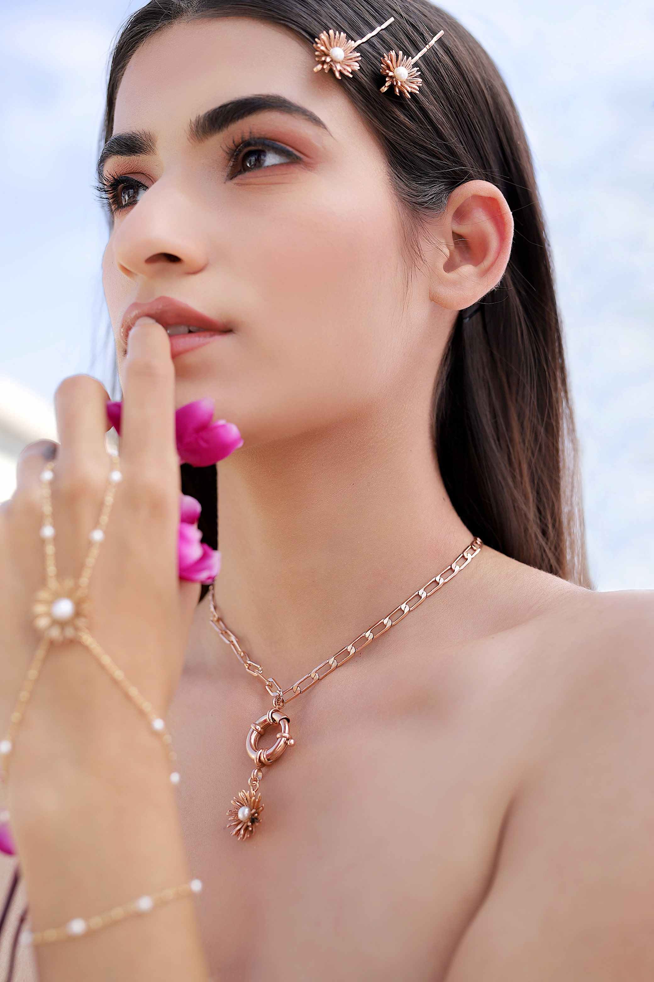 Flower Drop Necklace 