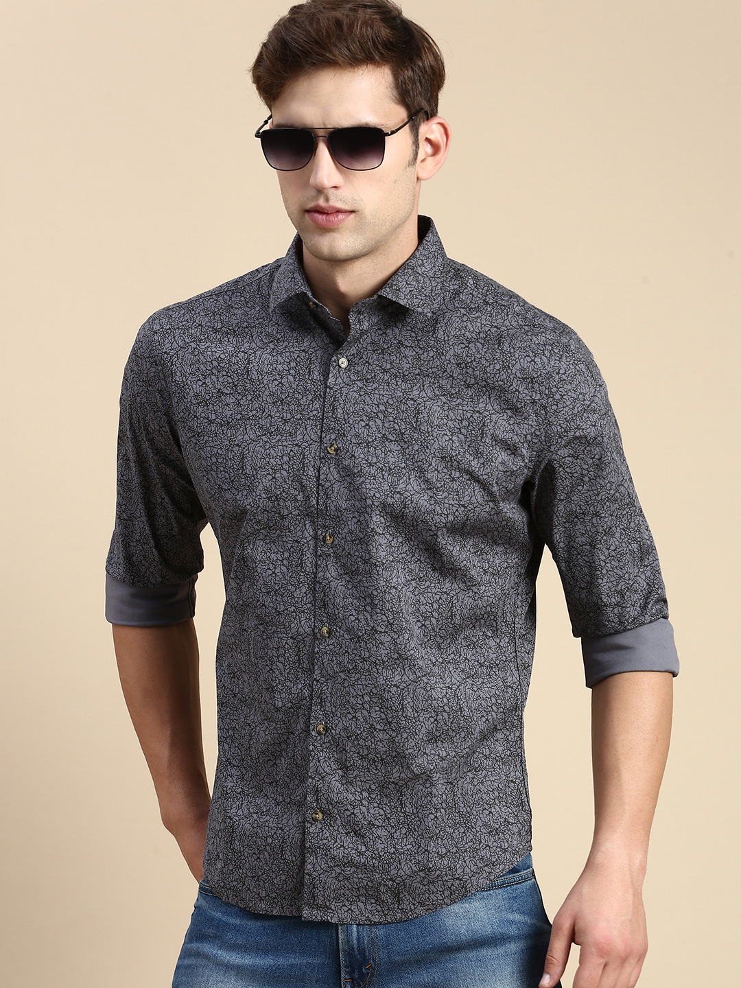 SHOWOFF Men's Spread Collar Grey Slim Fit Printed Shirt