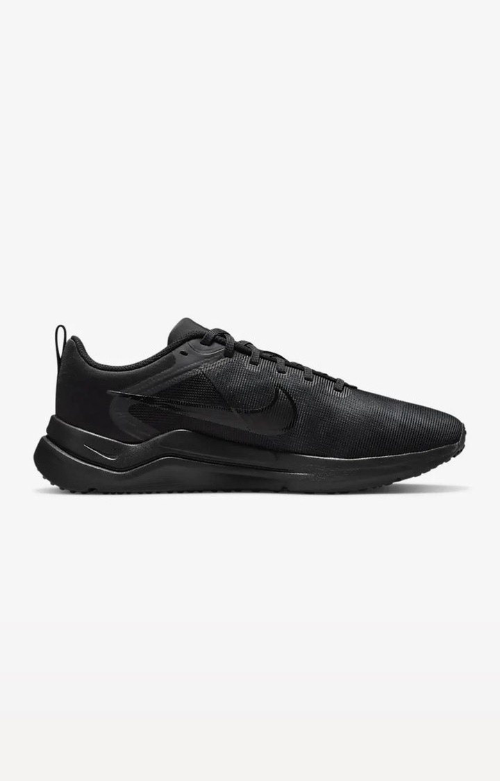 mens mesh nike shoes