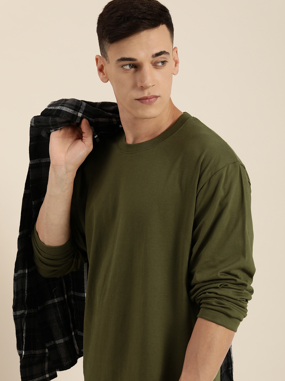 Difference of Opinion Olive Solid Oversized T-Shirt