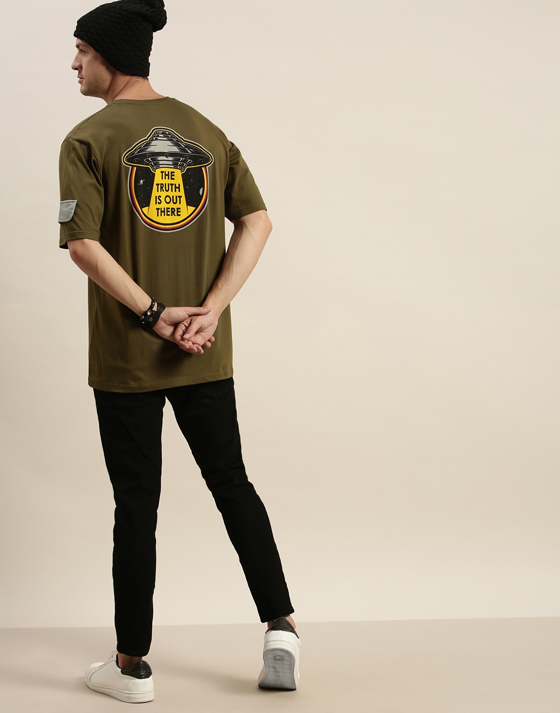 Difference of Opinion Olive Graphic Oversized T-Shirt