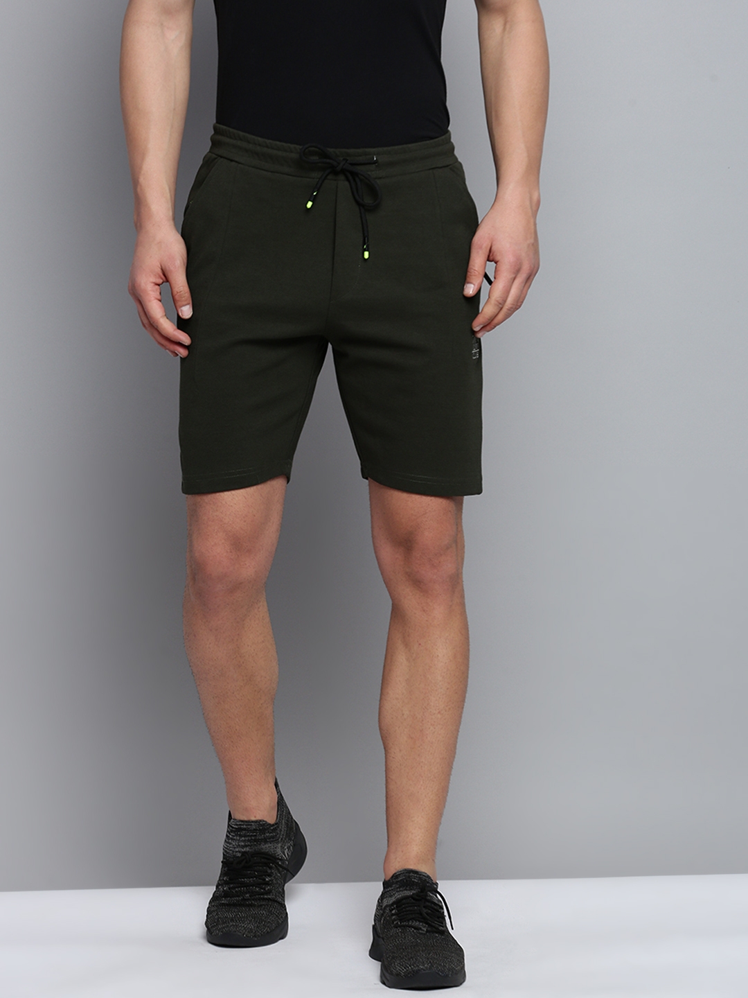 SHOWOFF Men's Knee Length Solid Olive Mid-Rise Sports Shorts