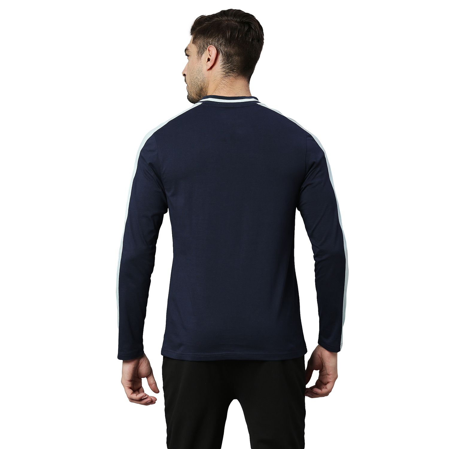 GT: Men Navy Blue Printed Round Neck T-Shirt