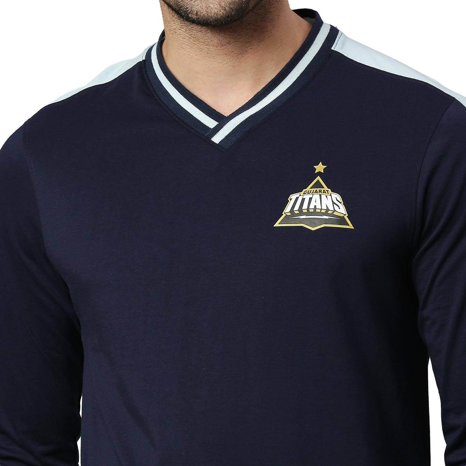 GT: Men Navy Blue Printed Round Neck T-Shirt