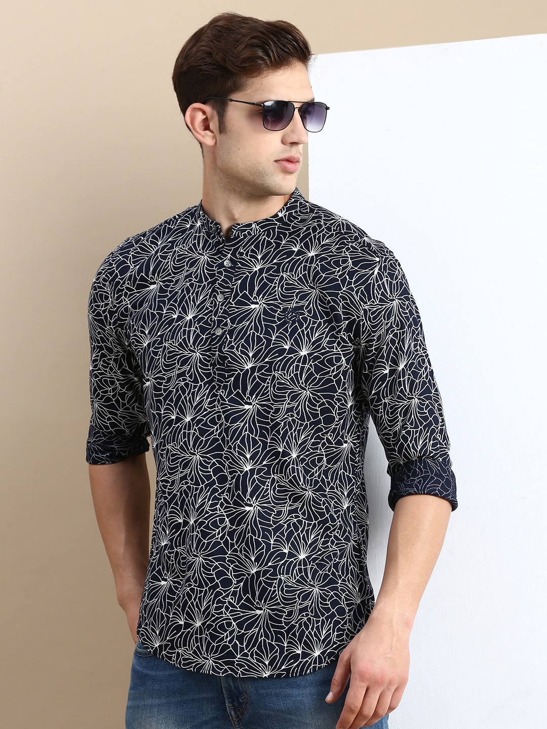 Showoff | SHOWOFF Men's Mandarin Collar Above Knee Navy Blue Straight Kurta