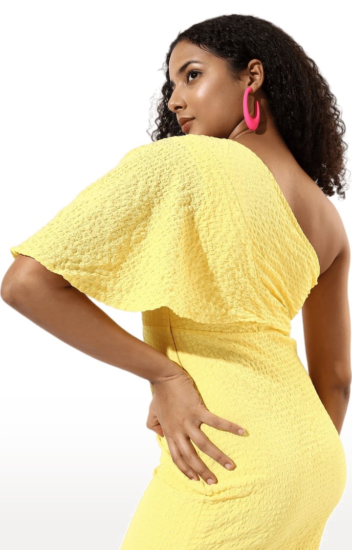Women's Yellow Crepe Solid Shift Dress