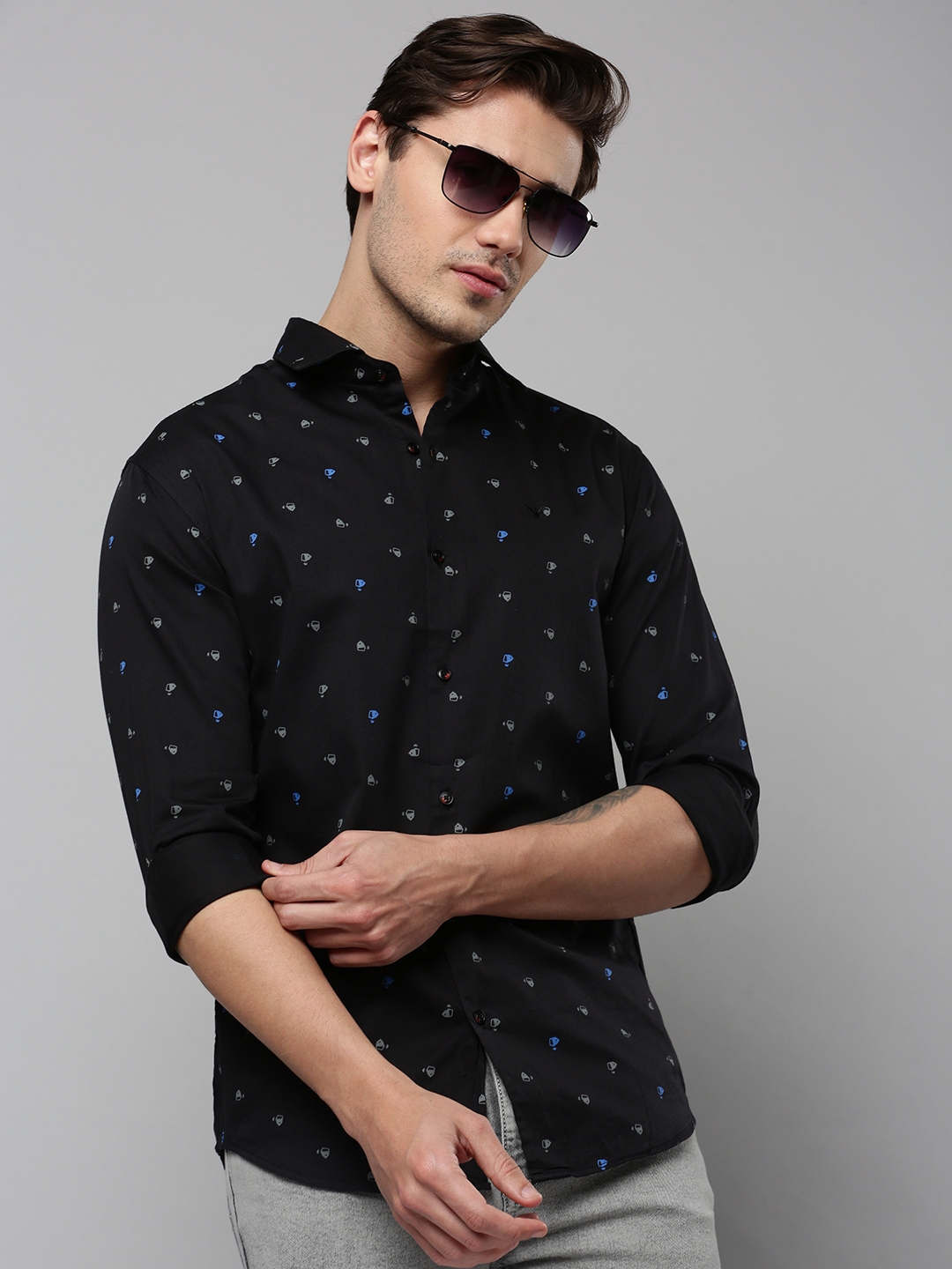 Showoff | SHOWOFF Men's Spread Collar Long Sleeves Printed Black Shirt