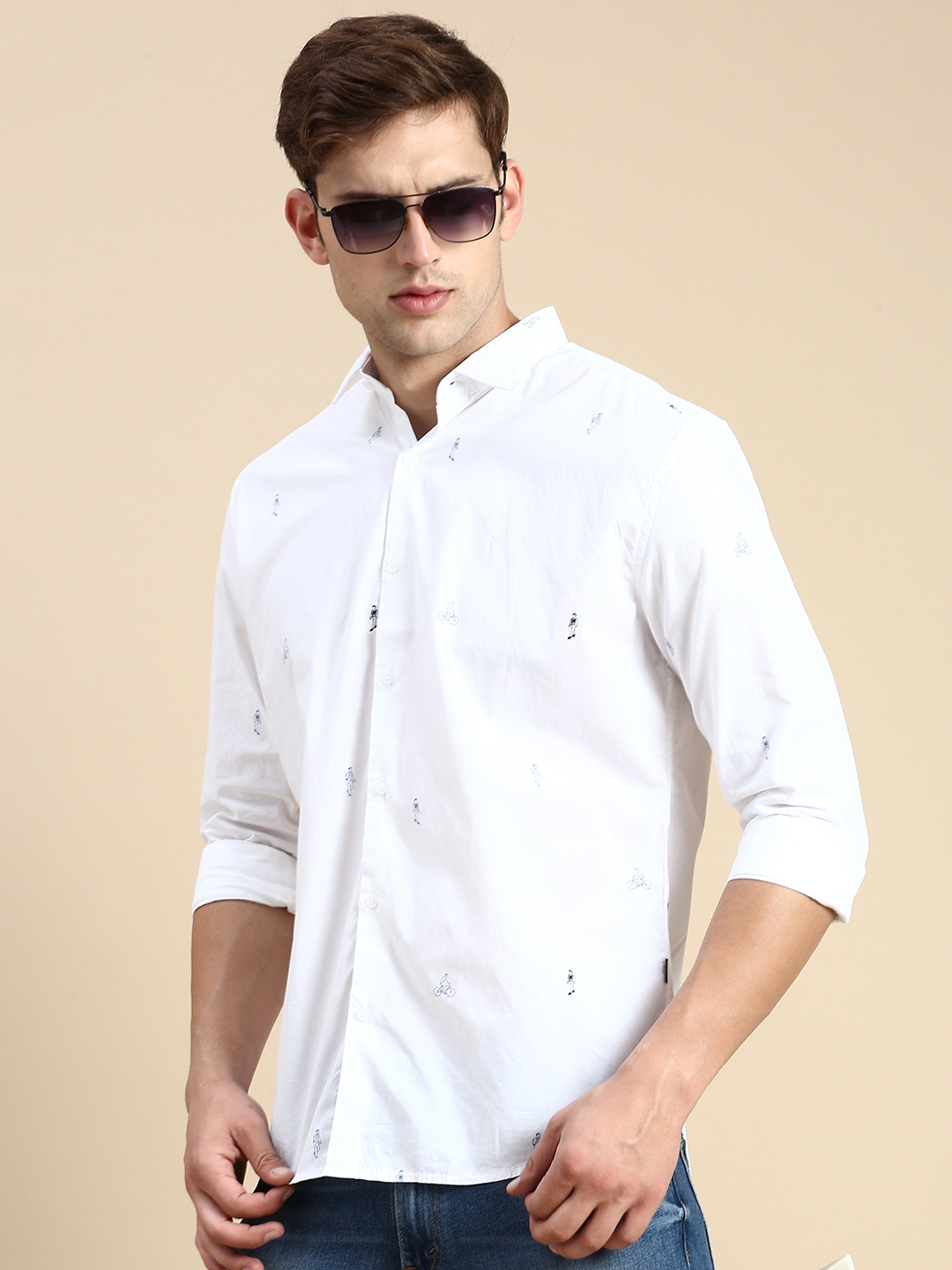 SHOWOFF Men's Spread Collar White Slim Fit Printed Shirt