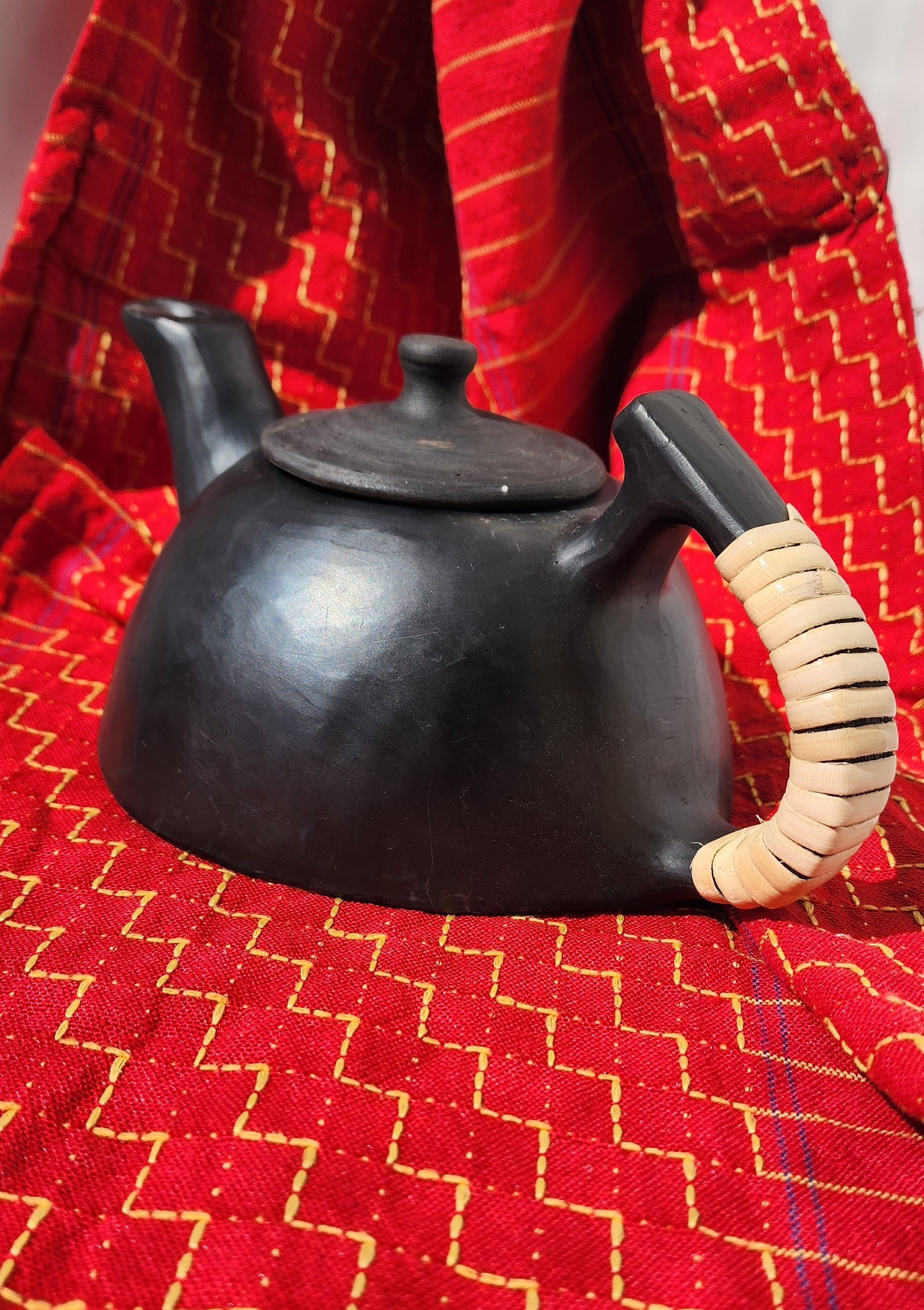 Longpi black stone and clay handmade heritage tea pot from NE India