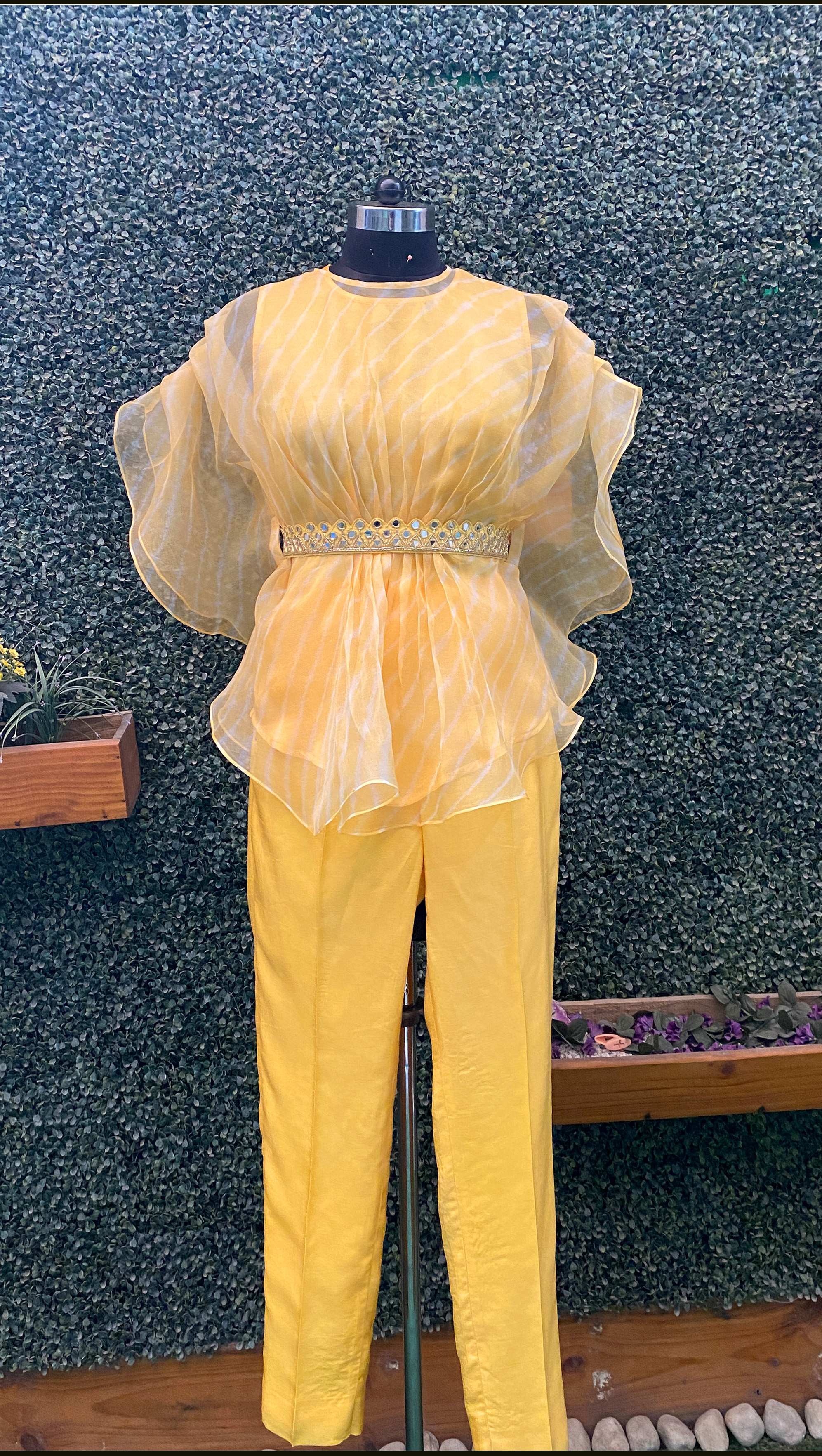 Reva (Yellow)