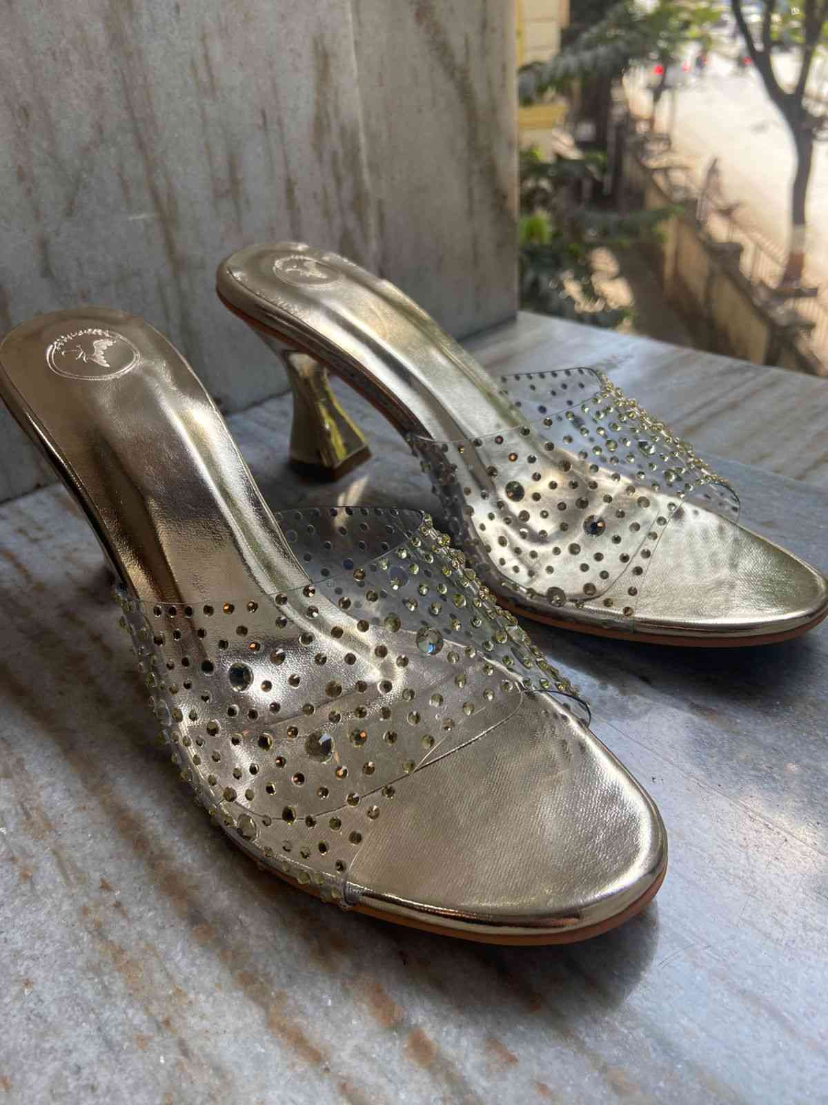 Stud Rockers Gold