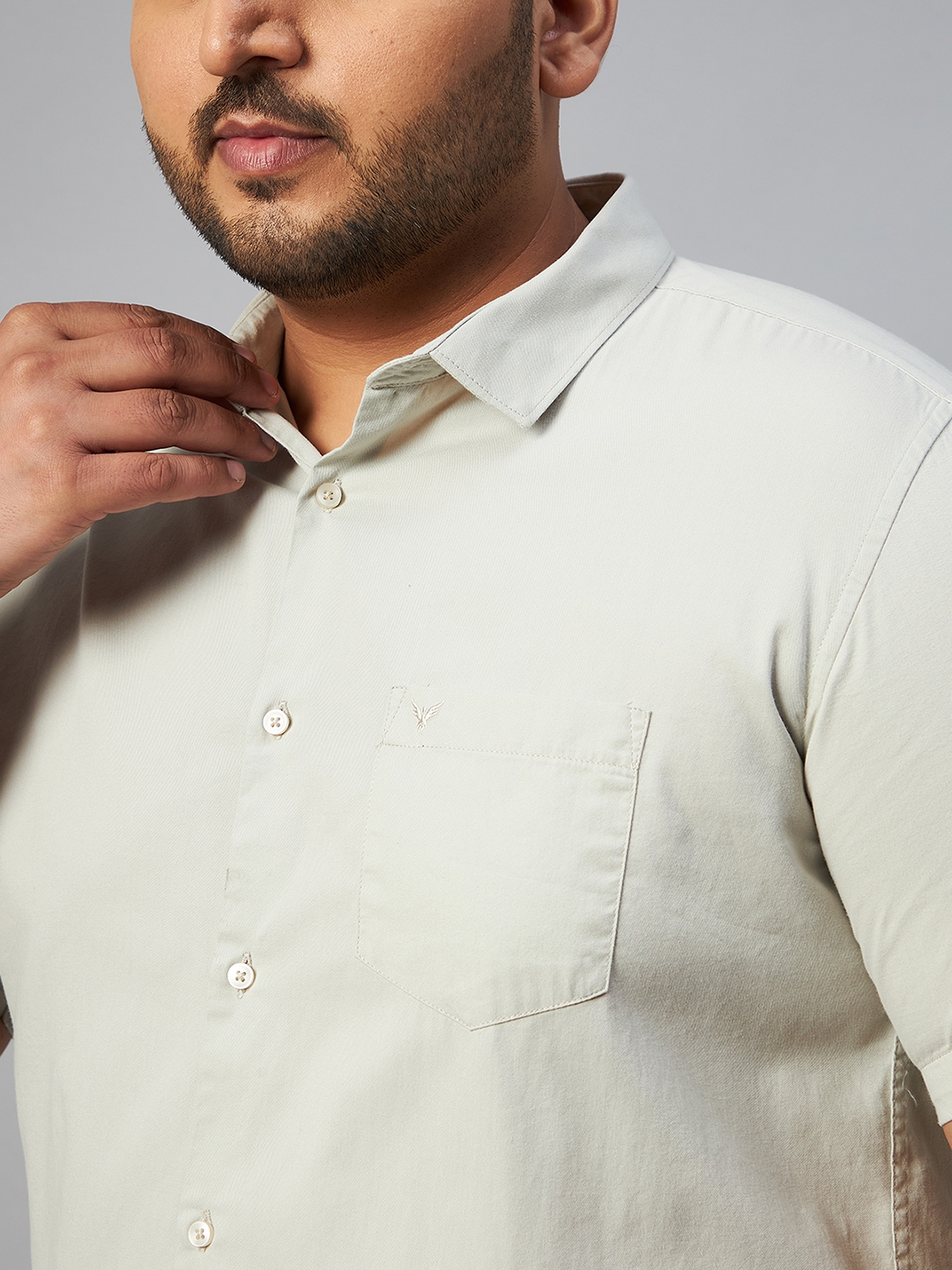 SHOWOFF Plus Men's Comfort Fit Cotton Beige Solid Shirt