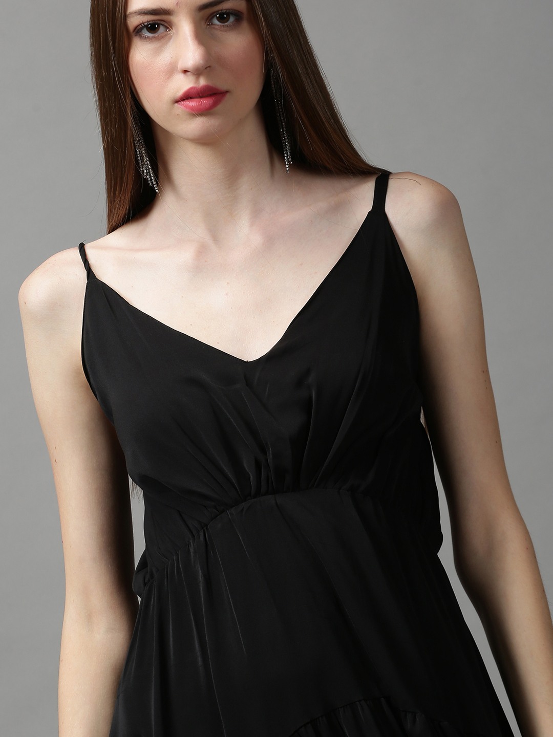SHOWOFF Women's V-Neck Solid Black Maxi Dress