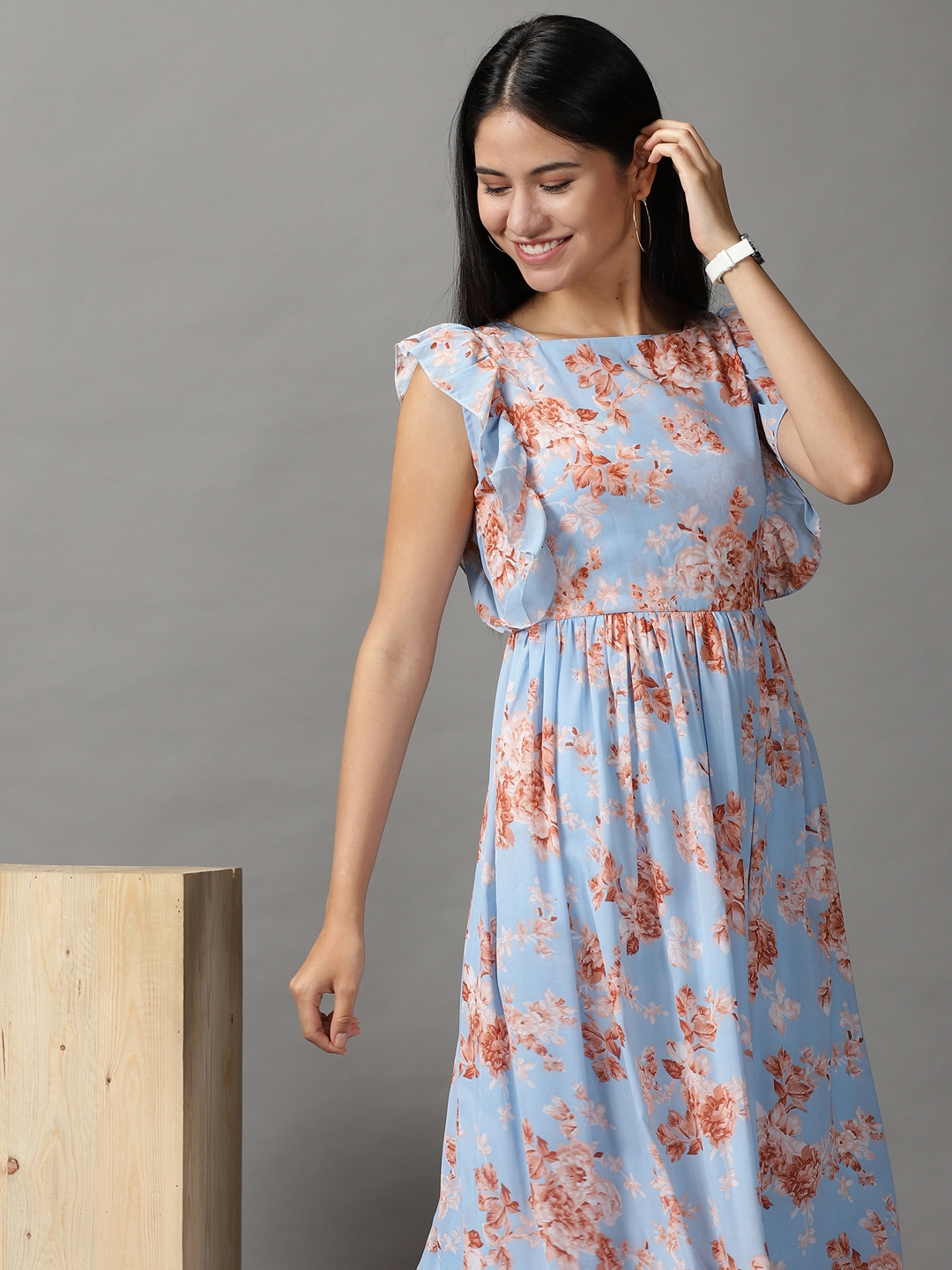 SHOWOFF Women Blue Printed Round Neck Short Sleeves Maxi Fit and Flare Dress
