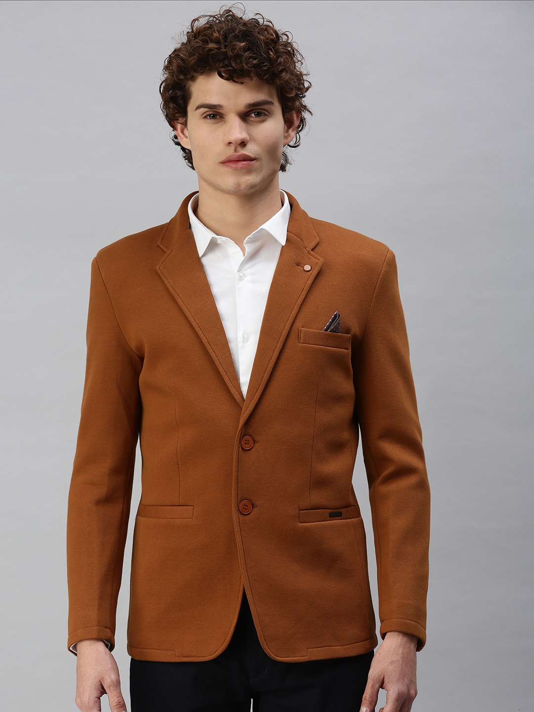 SHOWOFF Men Tan Solid Notched Lapel Full Sleeves Slim Fit Open Front Blazer