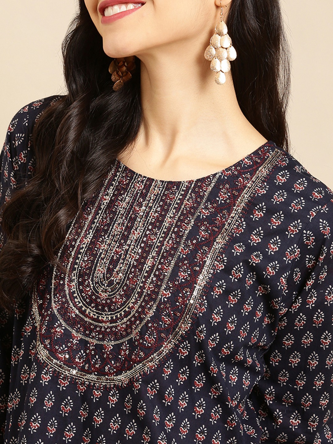 Women's Blue Cotton Printed Comfort Fit Kurtas