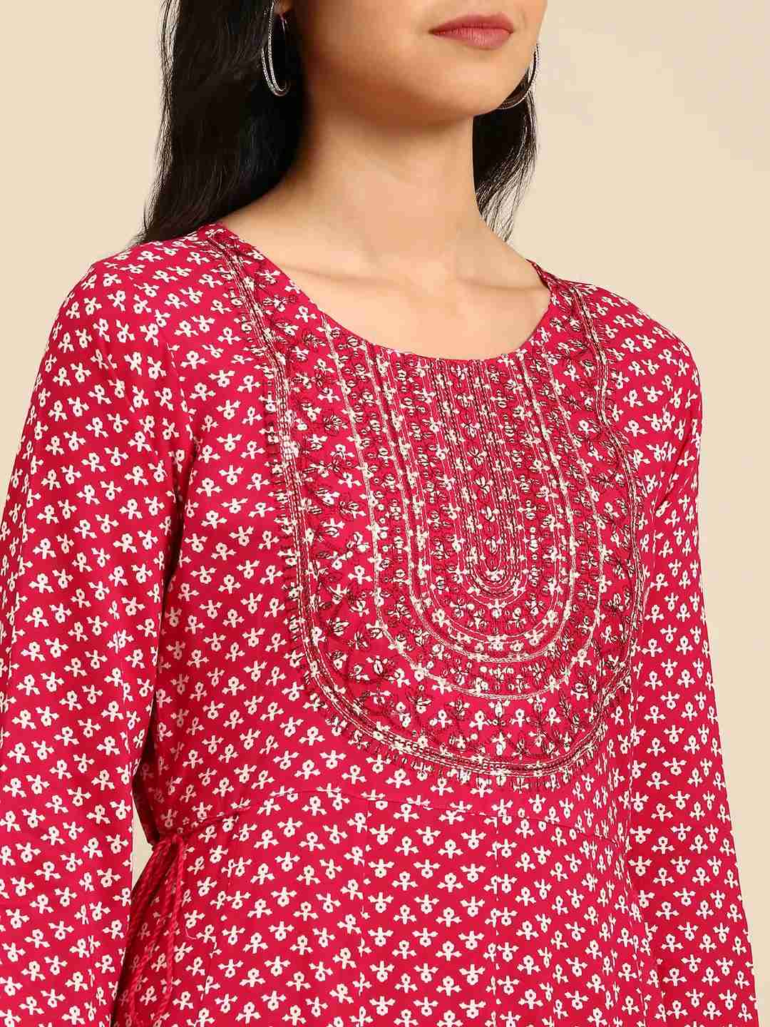 Women's Purple Cotton Printed Comfort Fit Kurtas