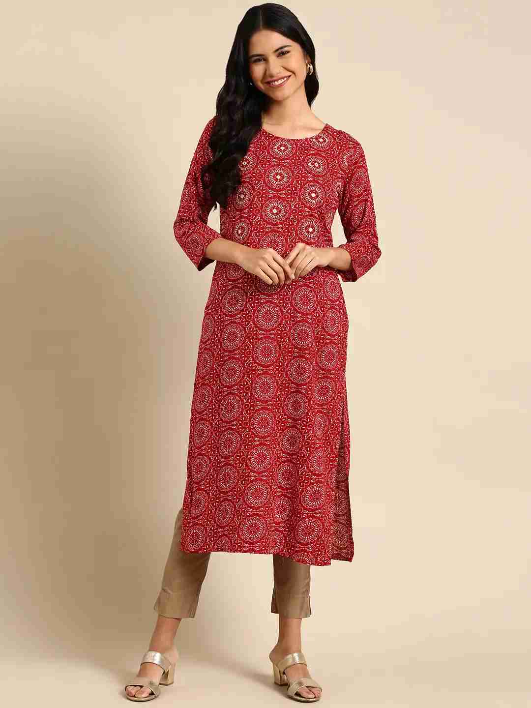Women's Red Cotton Printed Comfort Fit Kurtas