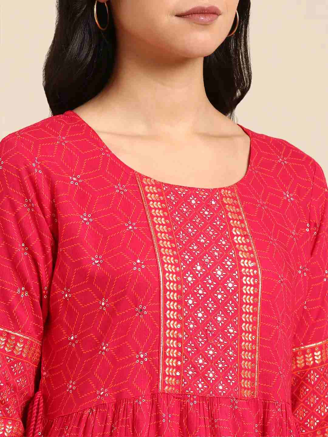 SHOWOFF Women Pink Geometric Round Neck Three-Quarter Sleeves Mid Length Straight Kurta
