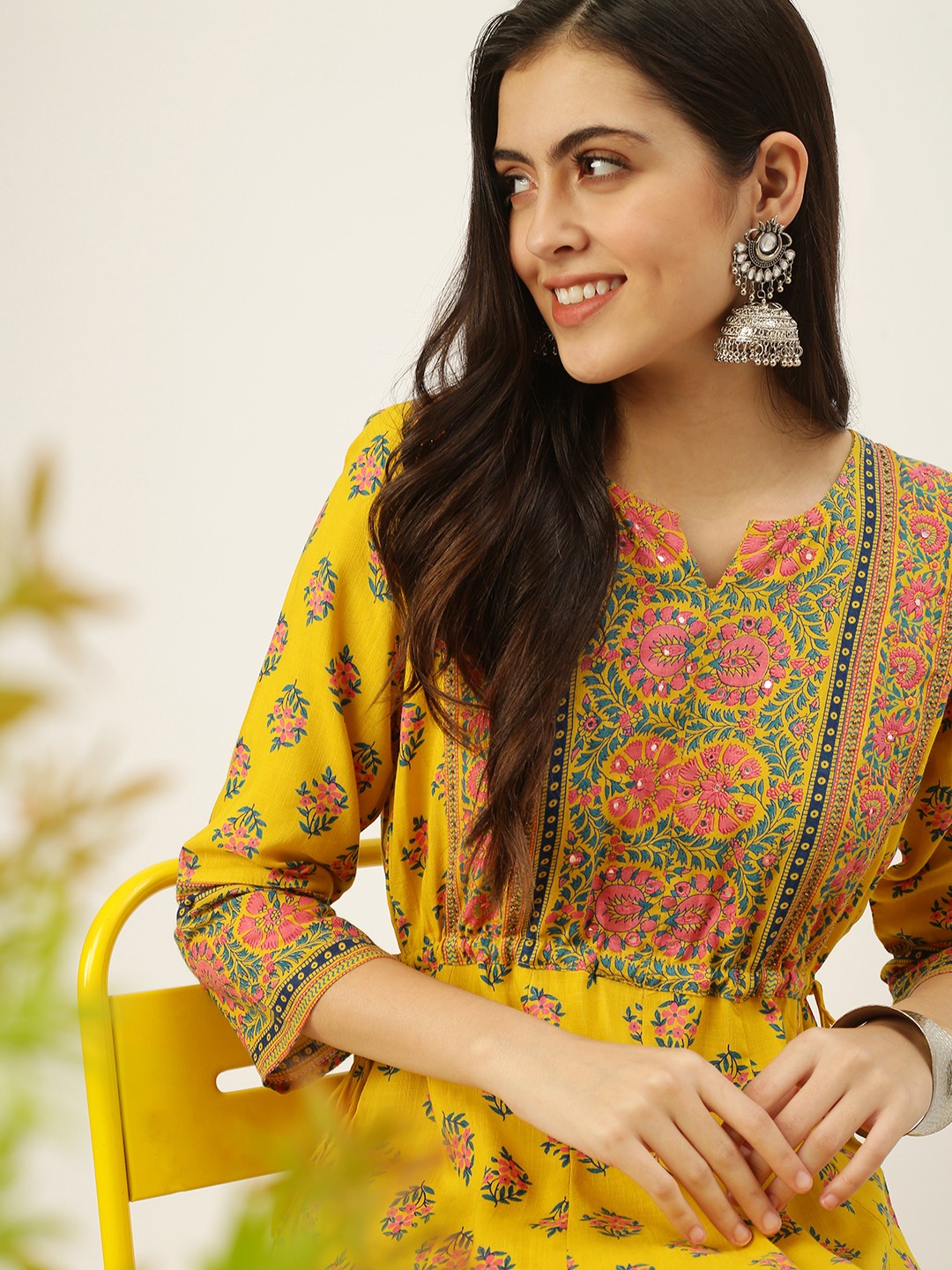 Women's Yellow Cotton Printed Comfort Fit Kurtas