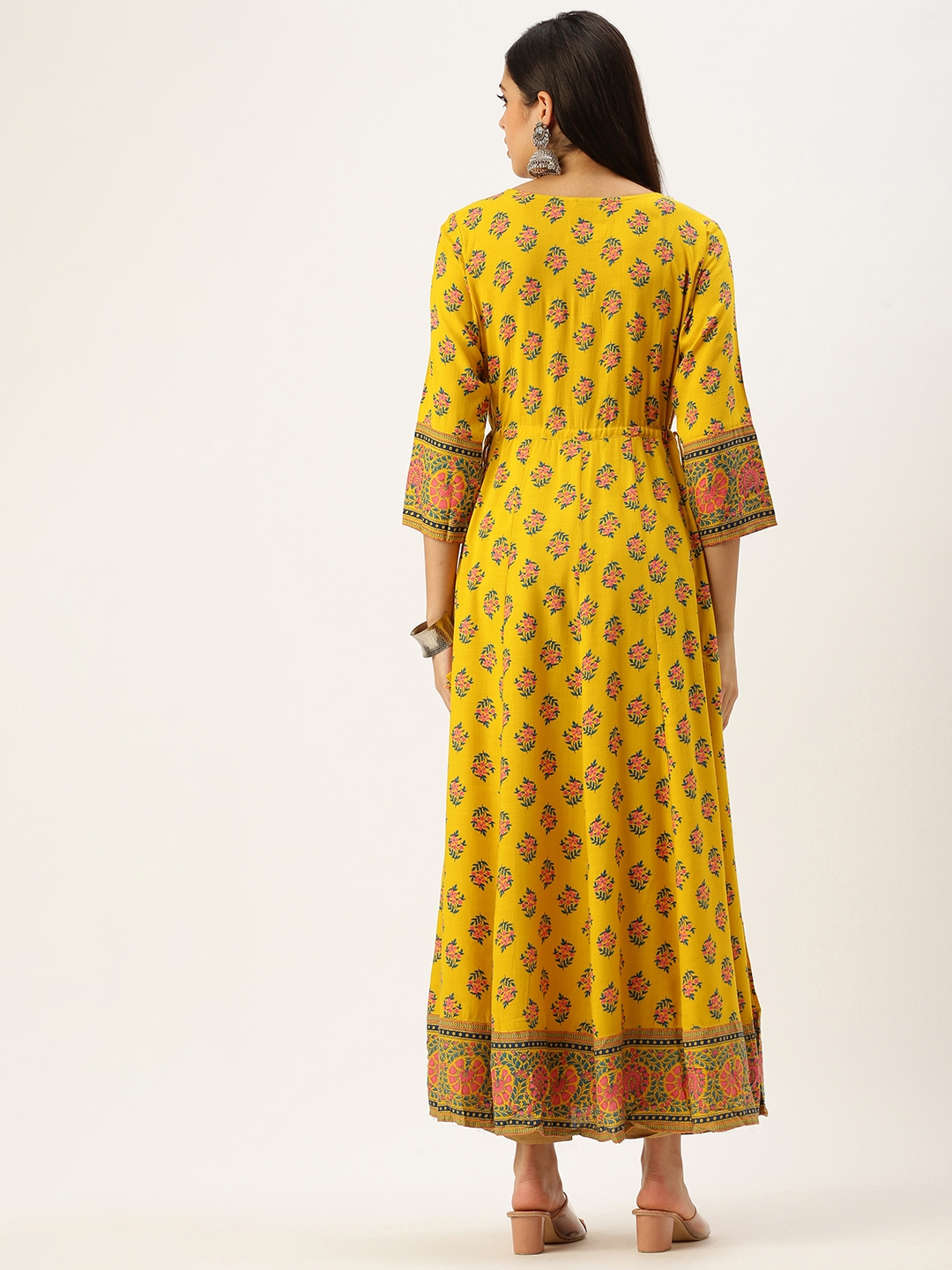 Women's Yellow Cotton Printed Comfort Fit Kurtas