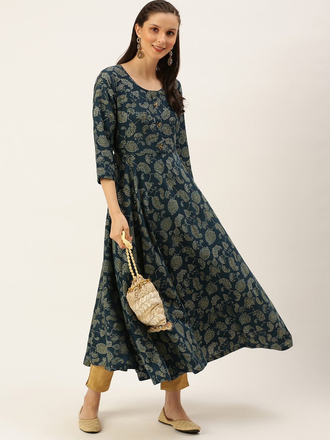 Women's Blue Cotton Printed Comfort Fit Kurtas