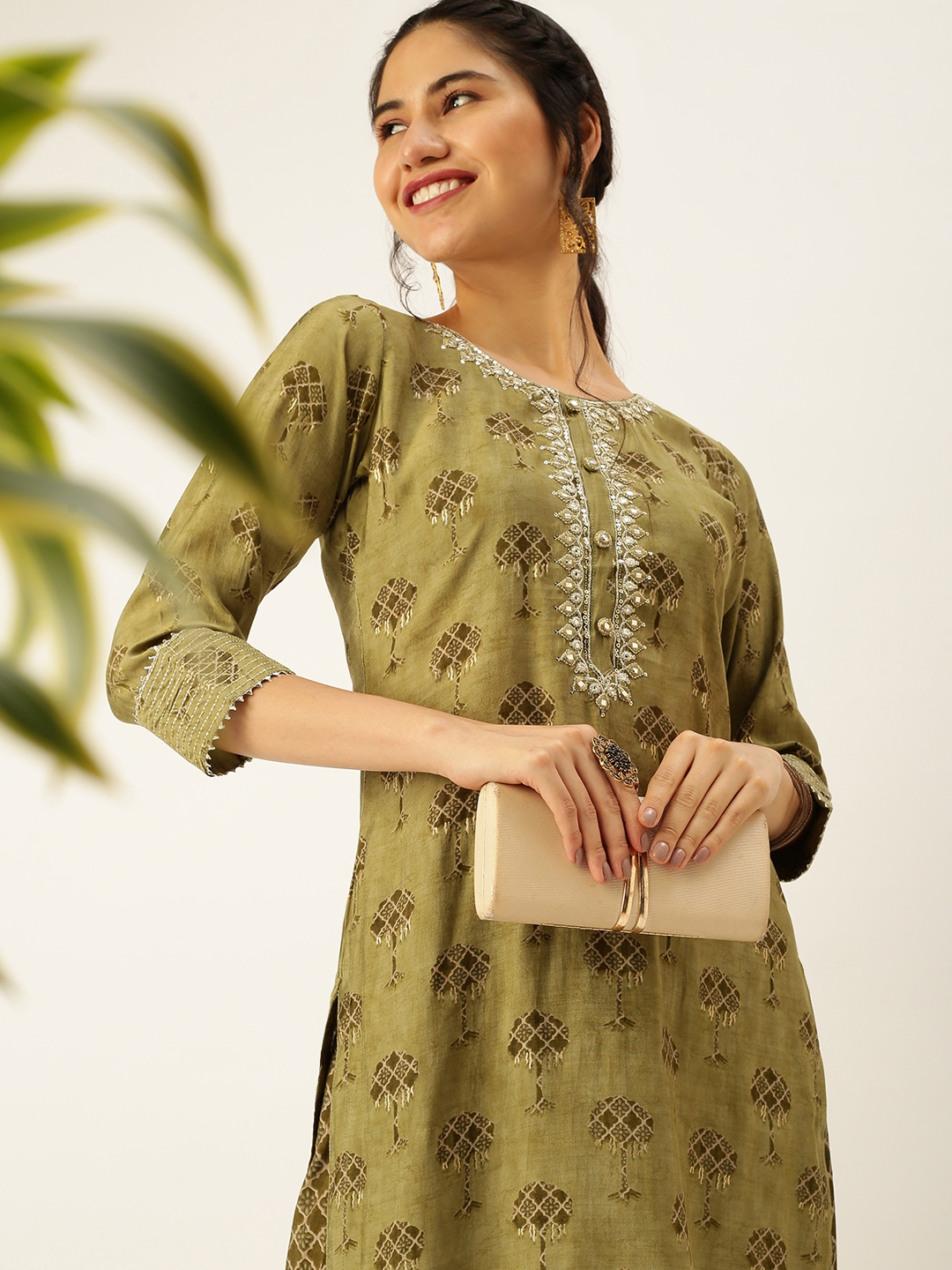 Women's Green Silk Printed Comfort Fit Kurta Sets