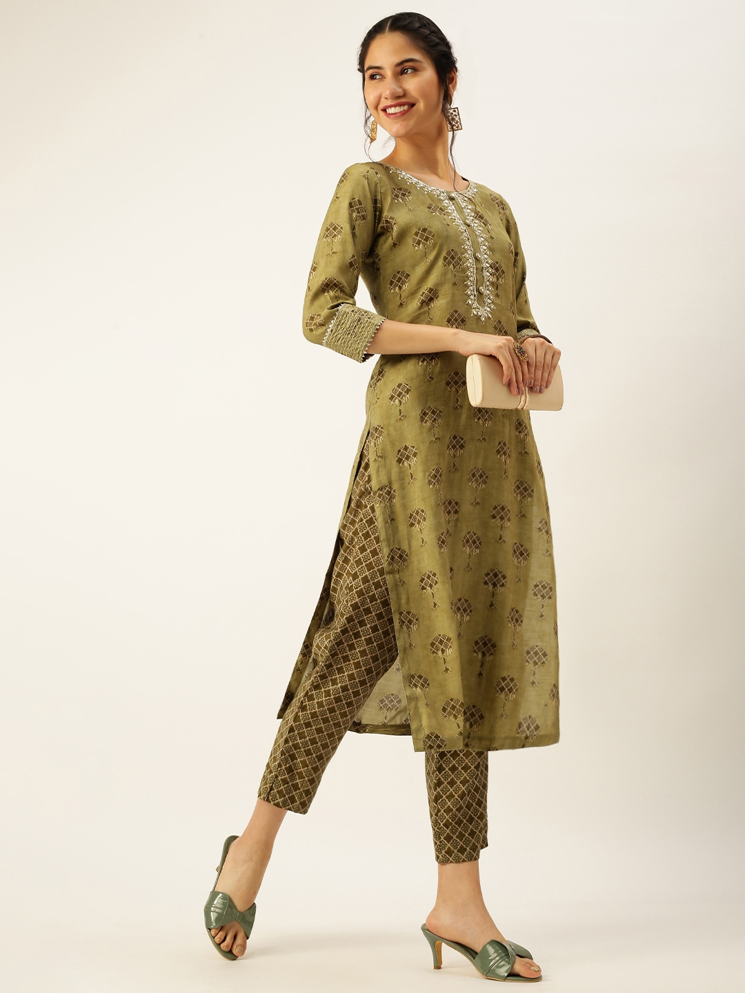 Women's Green Silk Printed Comfort Fit Kurta Sets