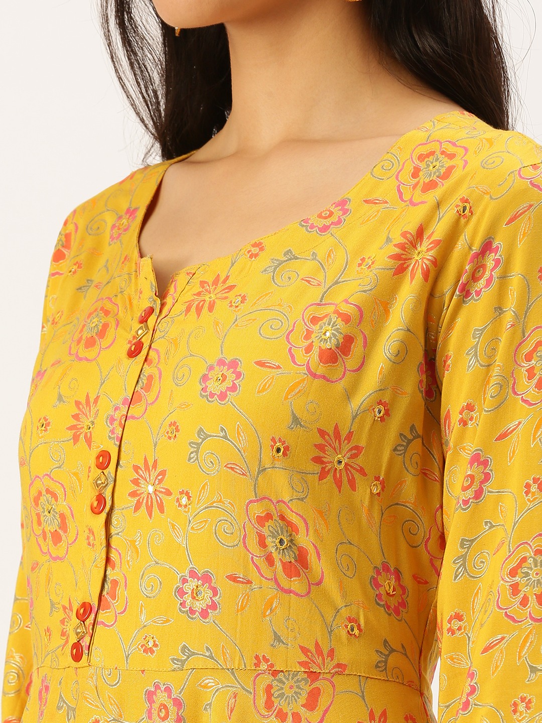 Women's Yellow Cotton Printed Comfort Fit Kurtas