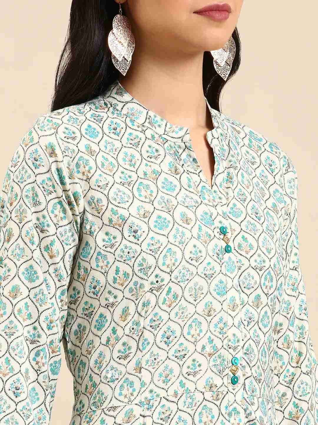 Women's White Cotton Printed Comfort Fit Kurtas